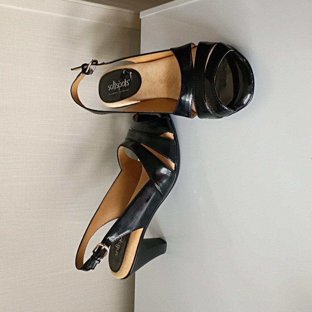 Softspots Pillowtop Technology Sandals black patent leather with Slingback Strap - Picture 2 of 6
